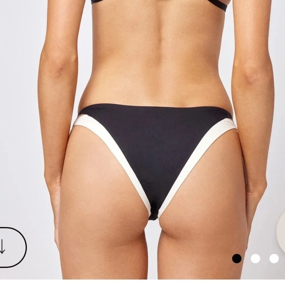 L Space Billie Bitsy Bikini Bottoms Black Cream Large